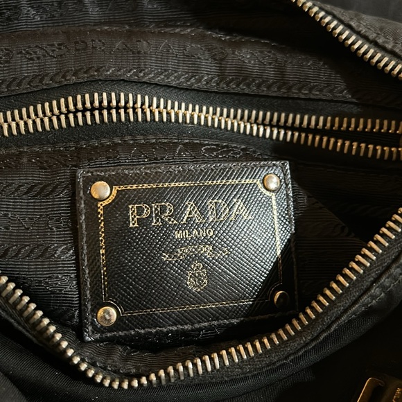 Vintage Prada Crossbody Bag - Picture 10 of 16